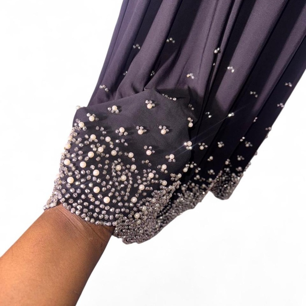 Roz & Ali Black Sleeveless Midi Dress with Beaded Hem - Picture 3 of 4